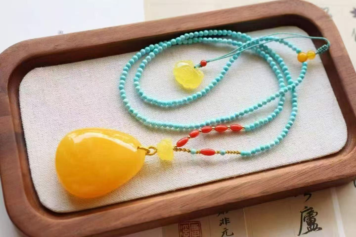 天然无优化俄料水滴吊坠